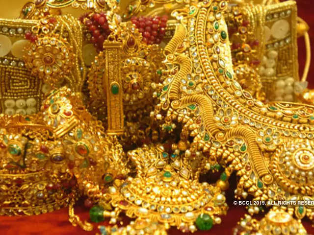 दो लाख रु. तक सोना खरीदने पर आधार या पैन ज़रूरी नहीं